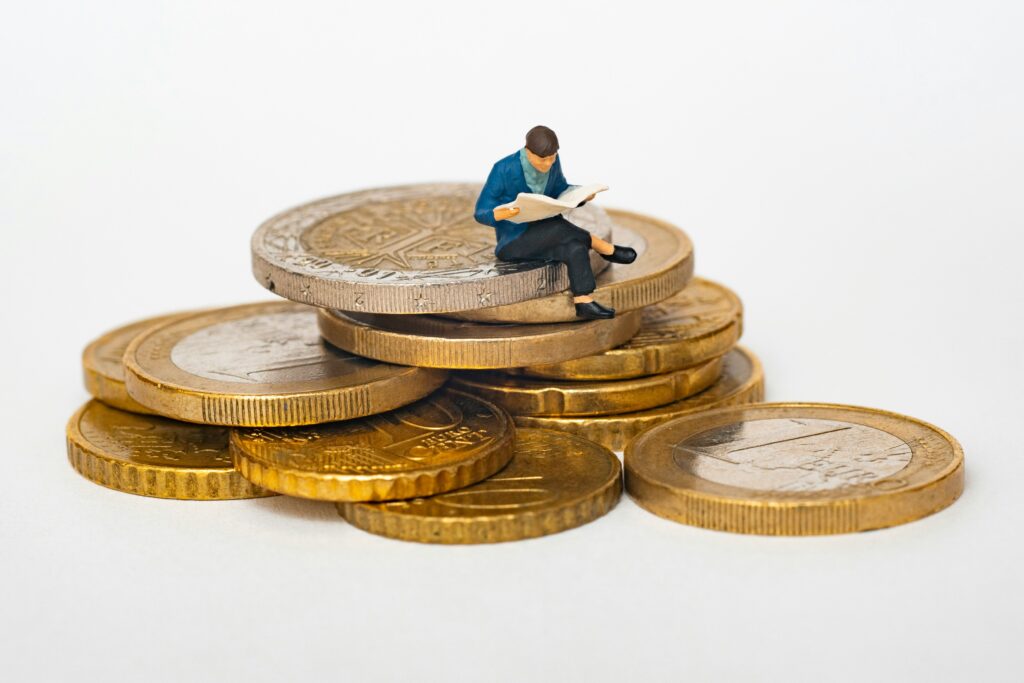 Achieve financial Goals in Life With Defi-Staking